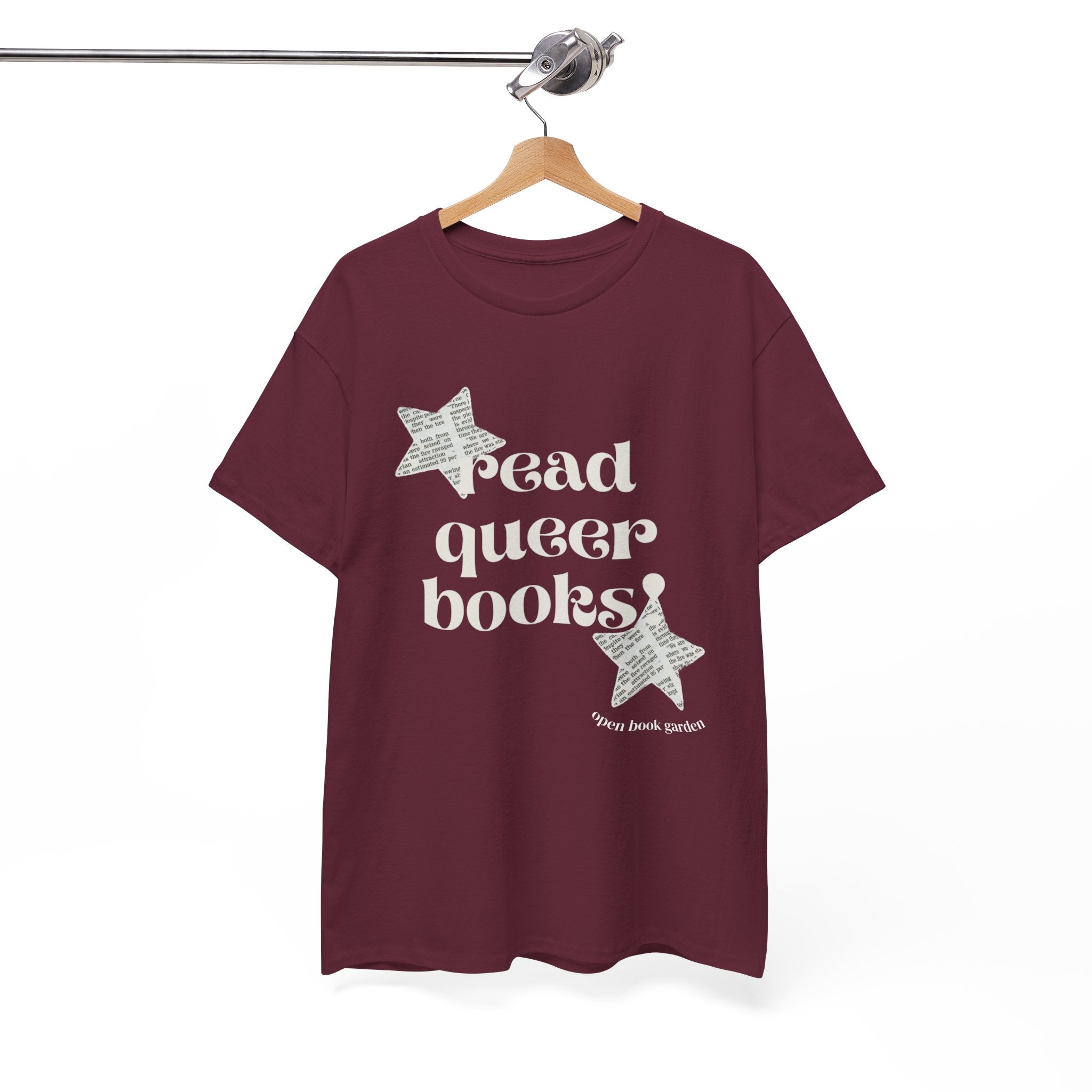 Read Queer Books! Unisex Tee
