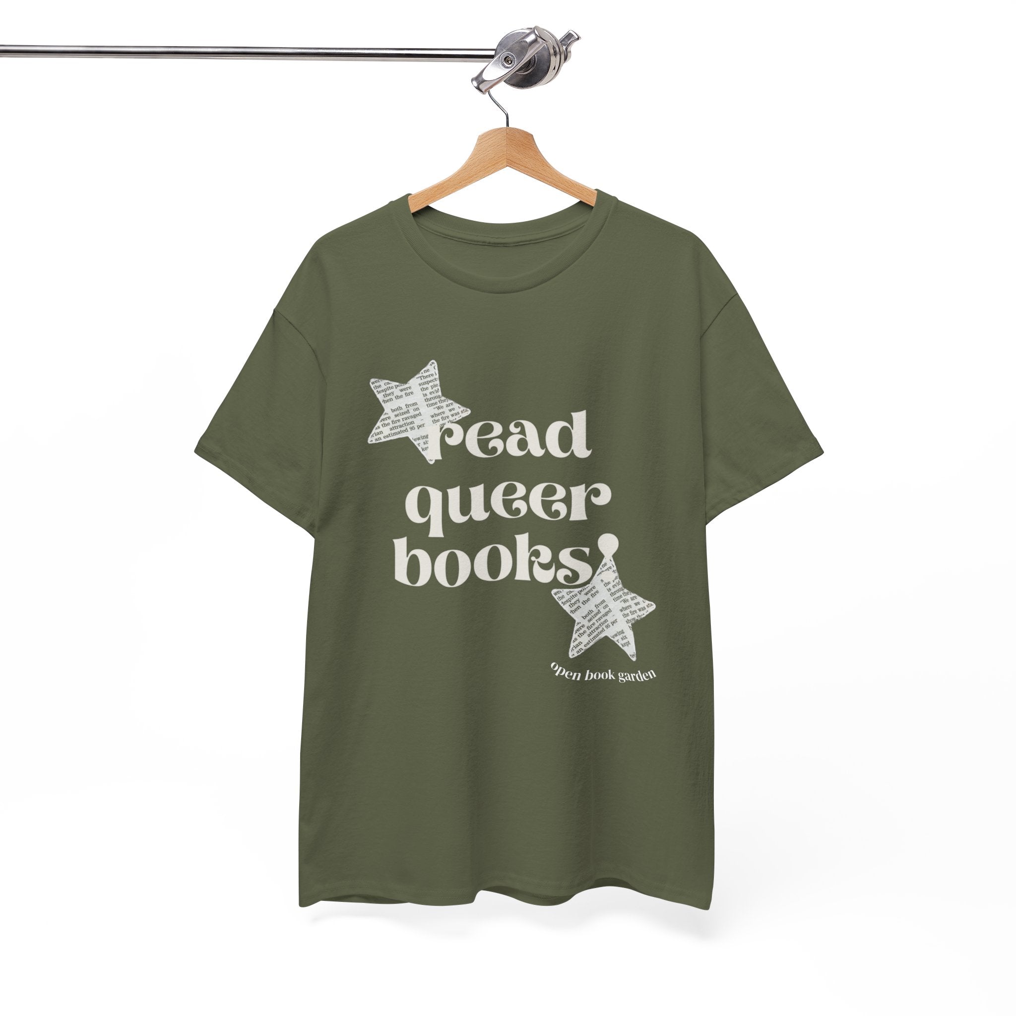 Read Queer Books! Unisex Tee