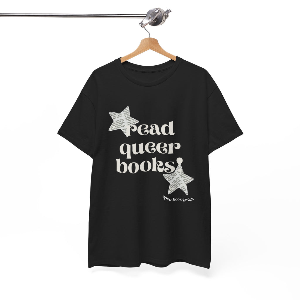 Read Queer Books! Unisex Tee