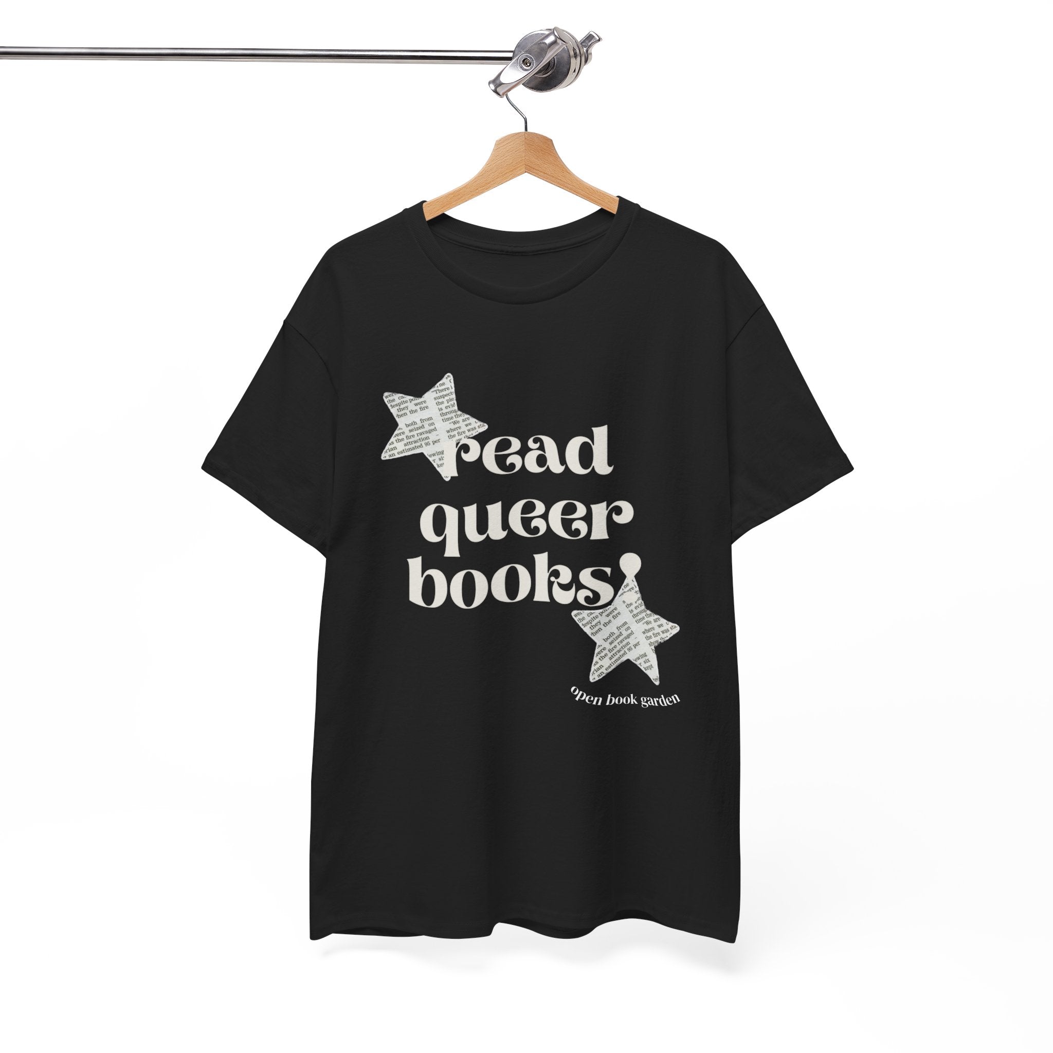 Read Queer Books! Unisex Tee