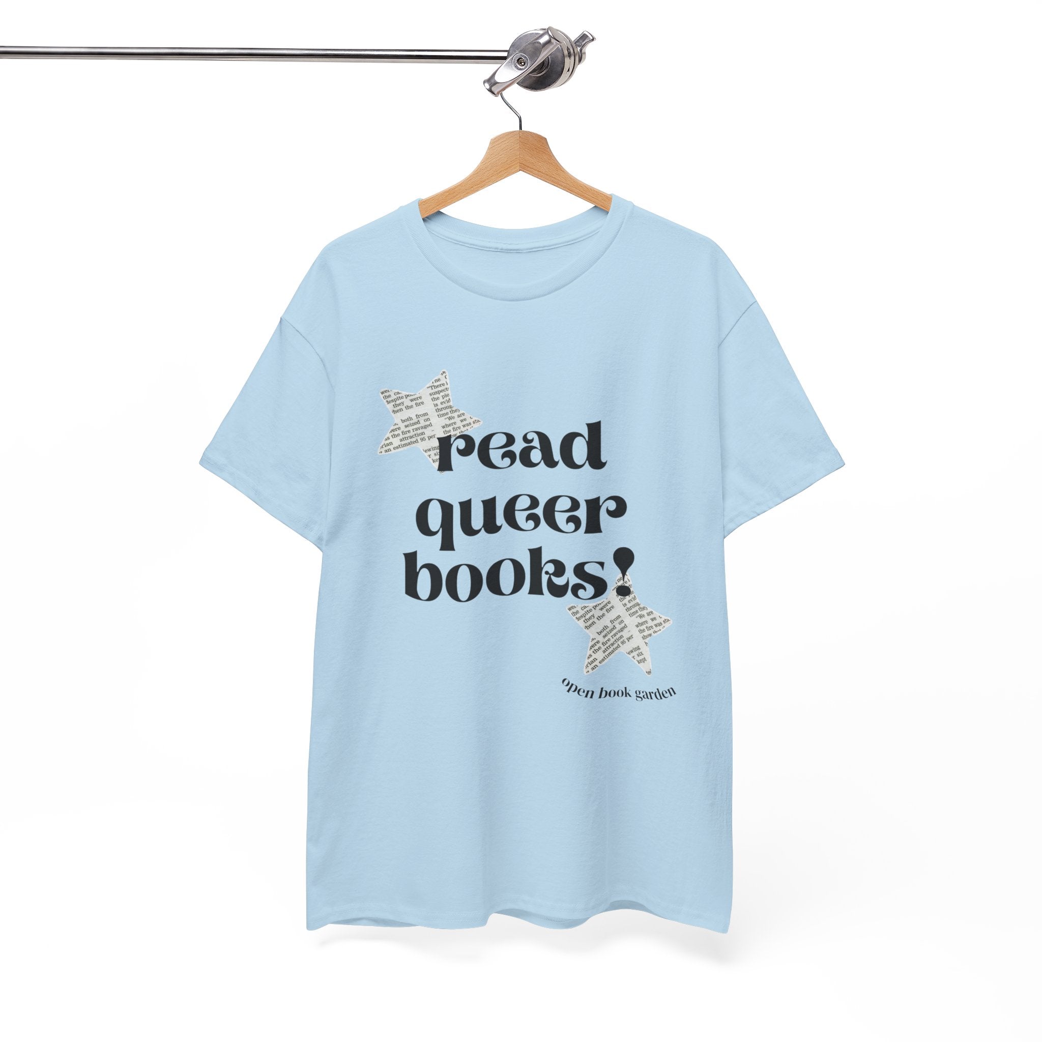 Read Queer Books! Unisex Tee